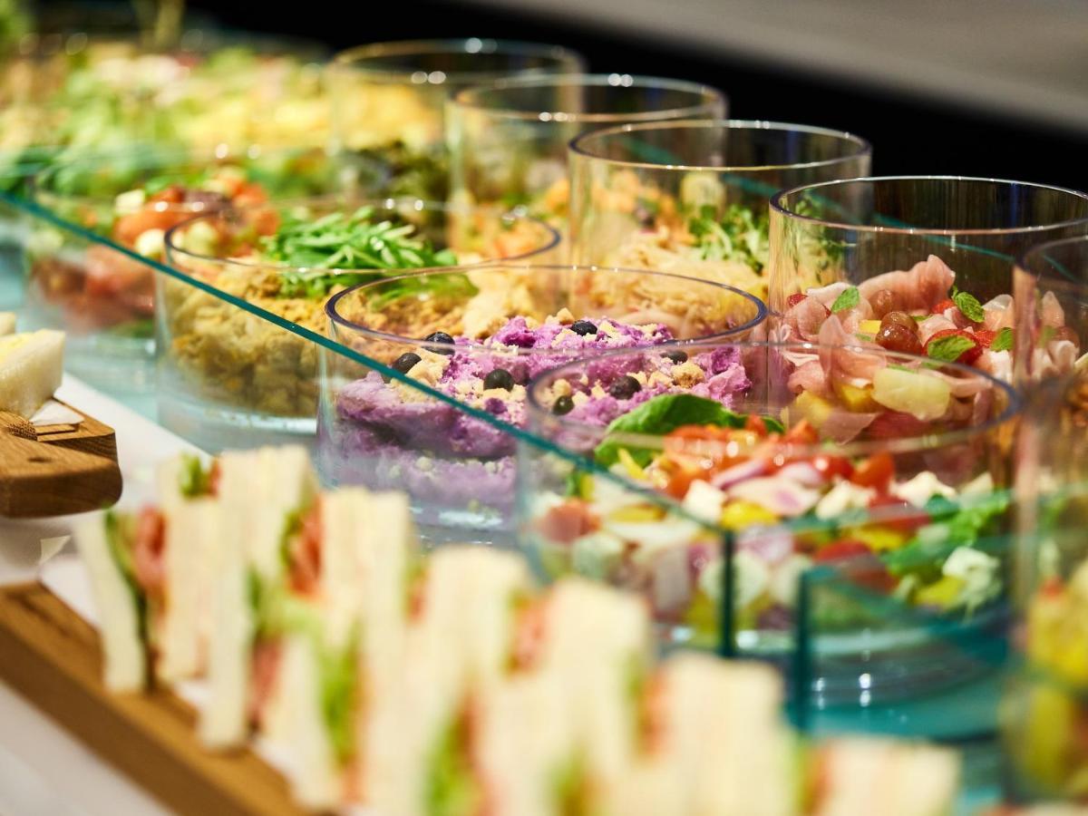 Ryukyu Hotel & Resort Nashiro Beach Itoman Exterior photo A salad bar